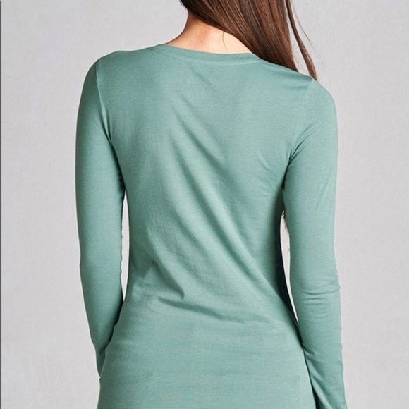 NWT Mint Sage Color Basic Long Sleeve Tee - Picture 3 of 3
